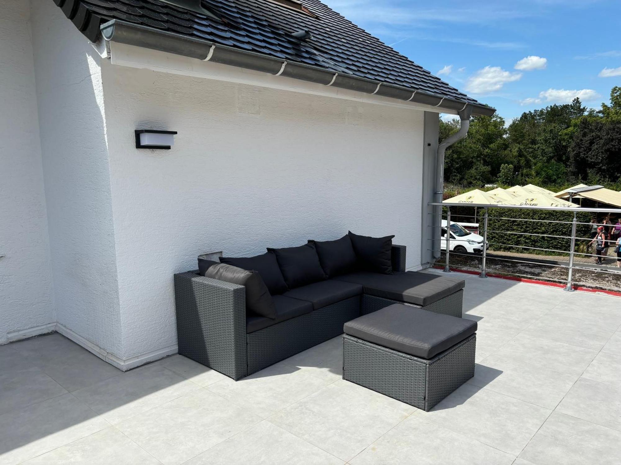 Gesamte Wohnung, Kueche, Parkplatz, Terrasse Bad Bellingen Exterior foto